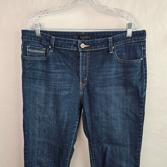 Levi's The Original Jeans Women's 16 Blue Dark Wash Mid Rise Skinny - Picture 3 of 16